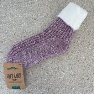 NWT Cozy Cabin Socks & Bath Bomb